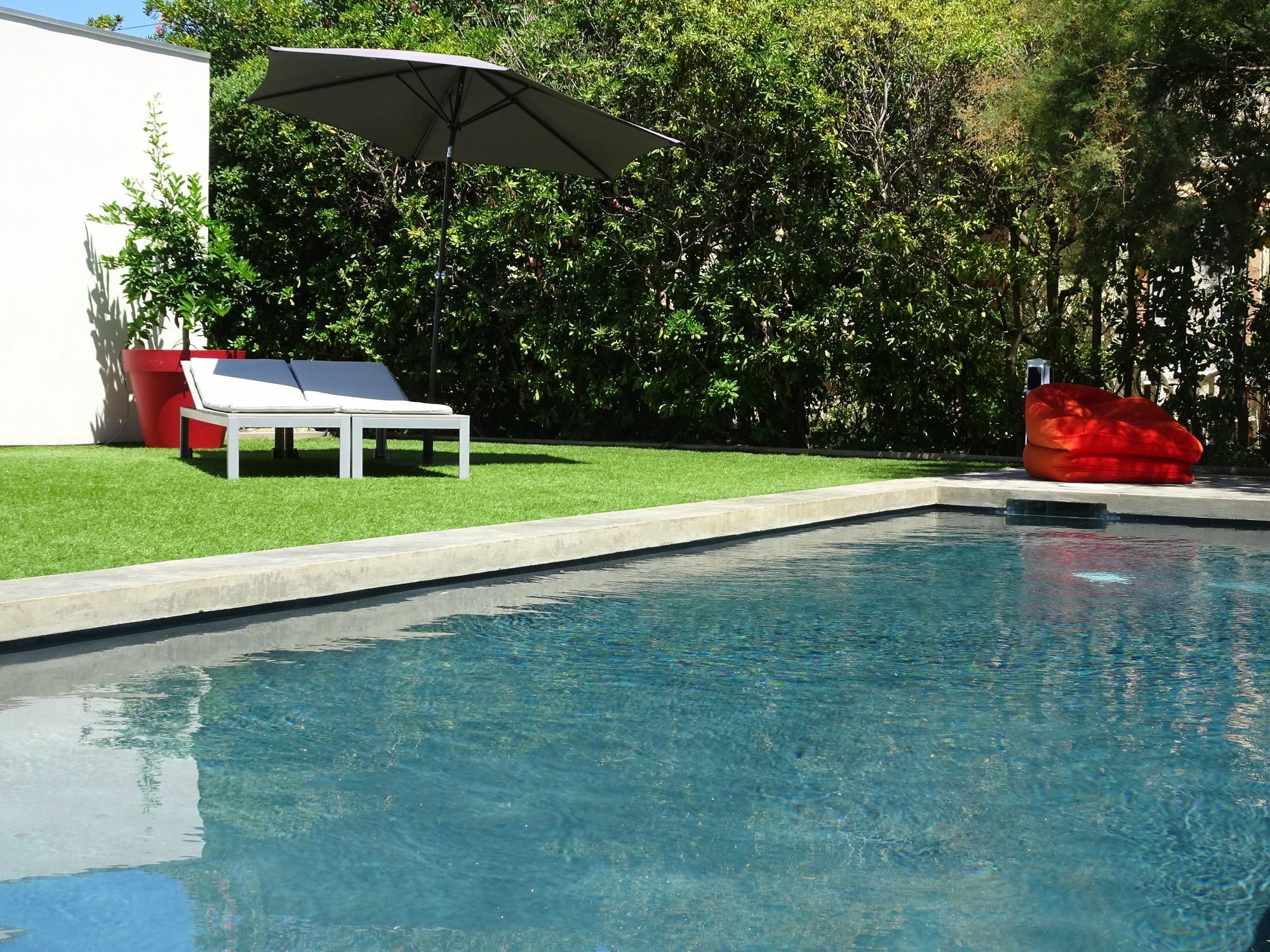 Le Cube Hotel Design A Hyeres Plage Avec Piscine Et Cuisine Zewnętrze zdjęcie